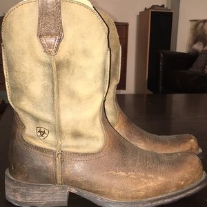 Men’s cowboy boots